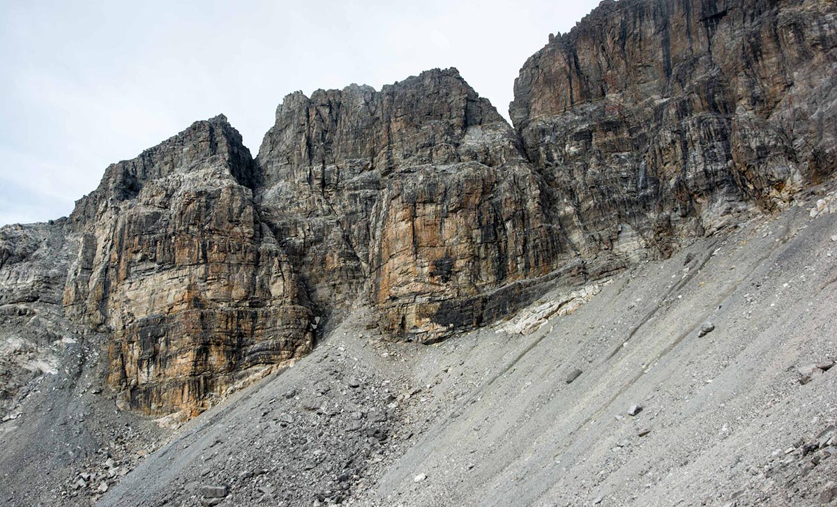 La cresta frastagliata che unisce Punta Pompea a Punta Baldassarre